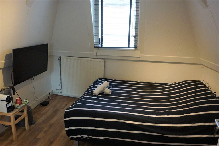 Bedroom 2, Hotel Canal View, Amsterdam