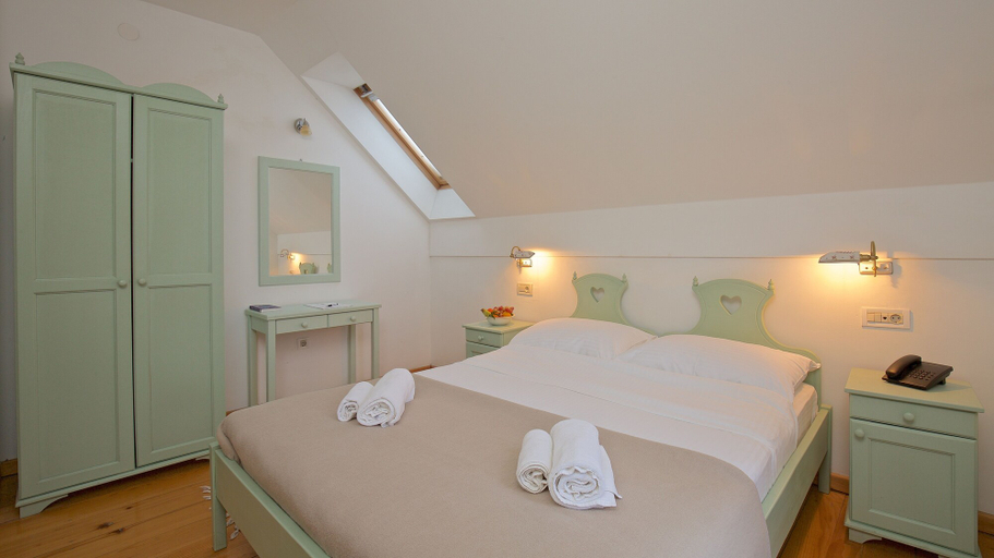Bedroom 4, Vuglec Breg, Krapina