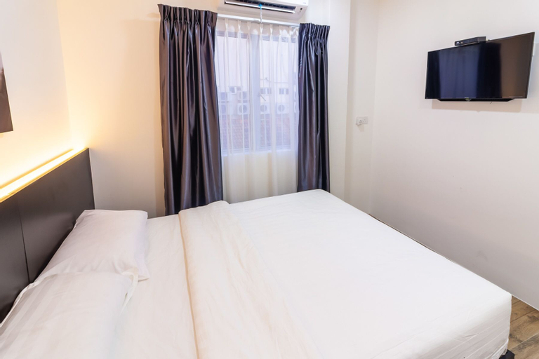 Bedroom 14