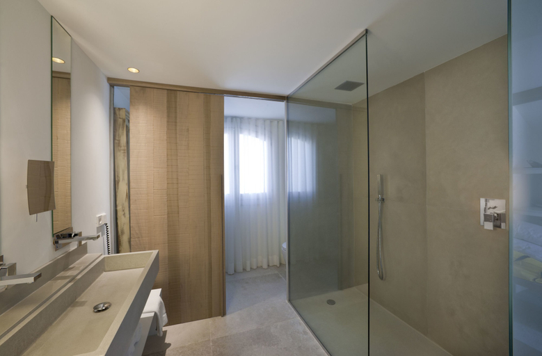 Bathroom 4, Paraíso de los Pinos Apartamentos, Baleares