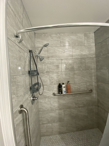 Bathroom 2, Akeem's guest house, Montgomery