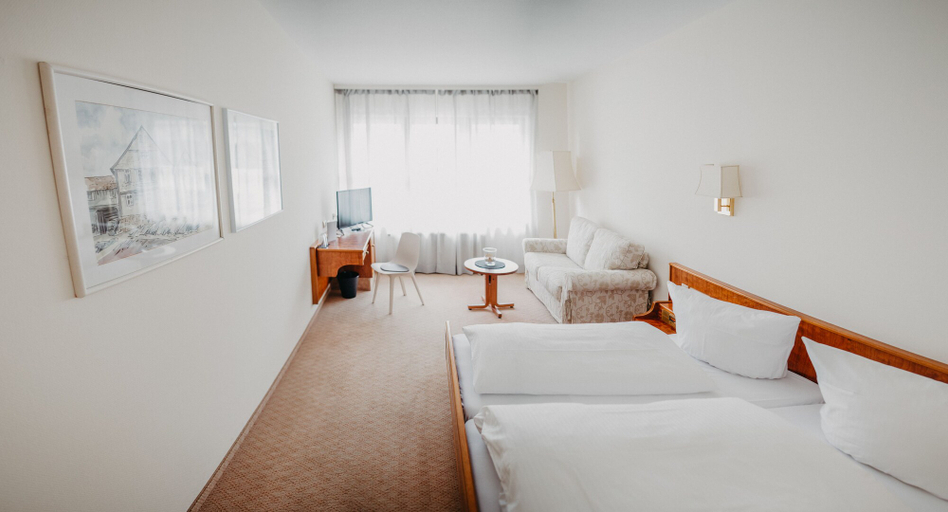 Bedroom 5, Meissmers Hotel, Fulda