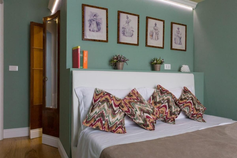 Bedroom 4, Palazzo Arone dei Baroni di Valentino, Palermo
