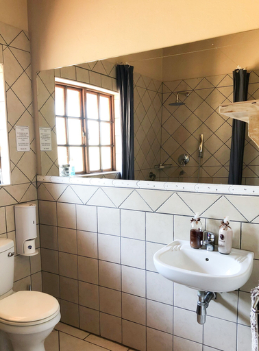 Bathroom, Buyskop Lodge, Waterberg