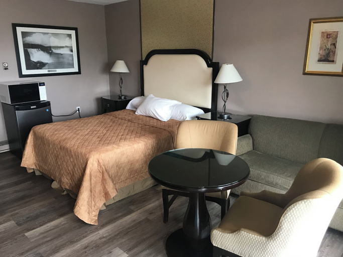 Bedroom 3, Rainbow Motor Inn - By the Falls, Niagara