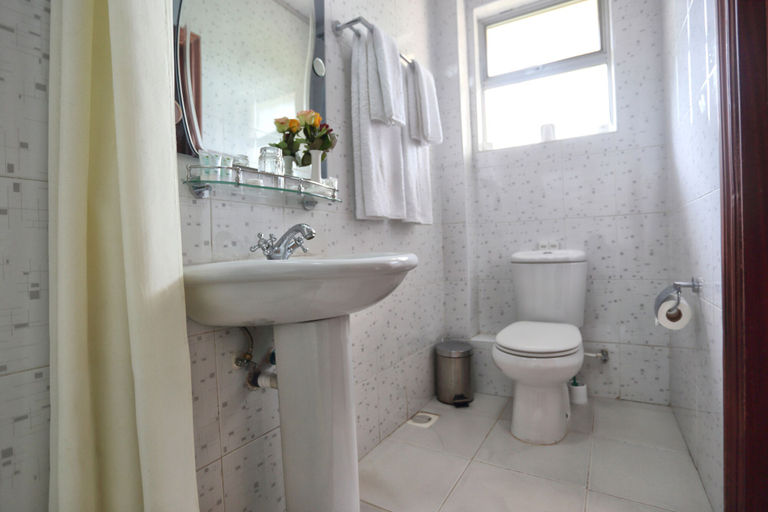 Bathroom 4, Longview Suites, Langata