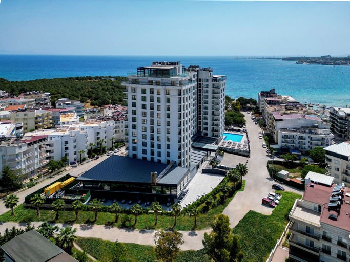Exterior & Views 2, CITY POINT BEACH & SPA HOTEL, Didim