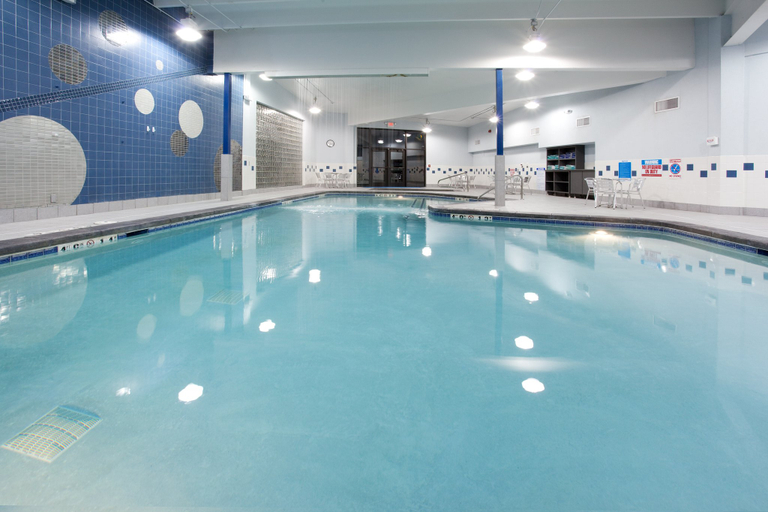 Sport & Beauty 4, Holiday Inn ROCK SPRINGS by IHG, Sweetwater