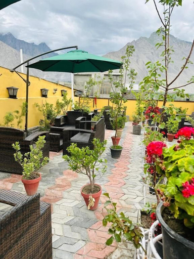 Others 4, Hotel Delight, Northern Areas