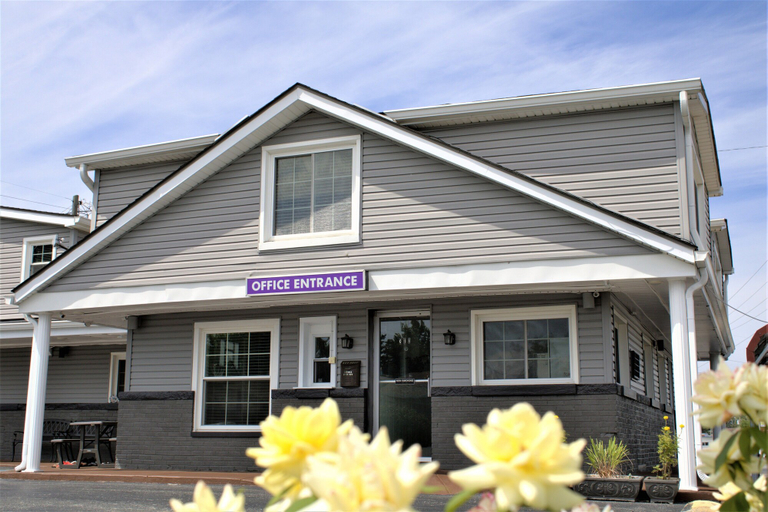 Exterior & Views 1, HavenPointe Inn & Suites, Scott