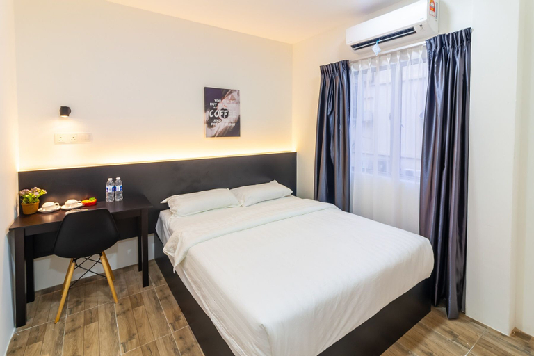 Bedroom 13