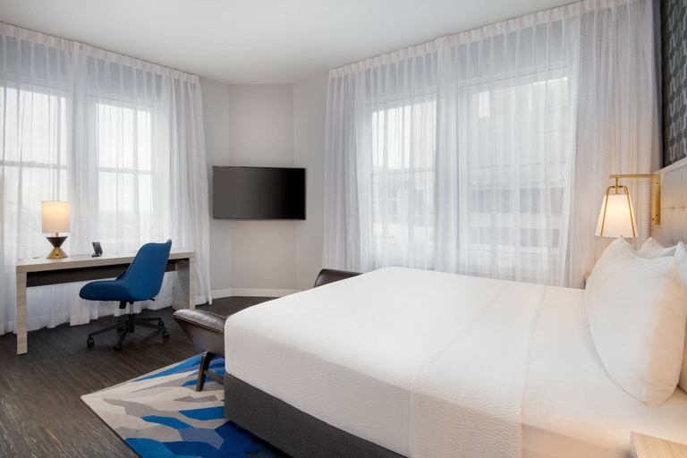 Bedroom 3, Courtyard by Marriott Atlanta Downtown, Atlanta
