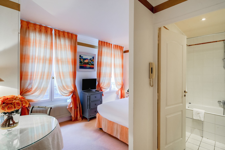 Bedroom 5, Hotel Villa Escudier, Hauts-de-Seine