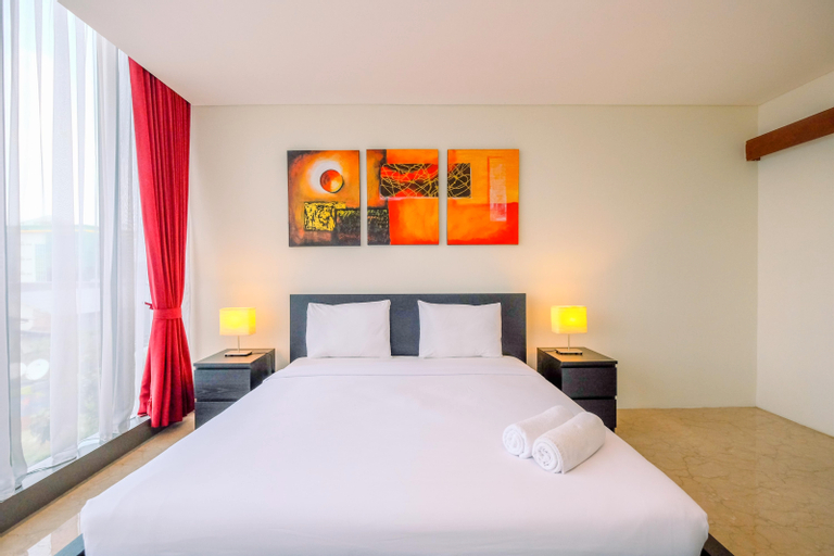 Good Deal and Strategic 1BR L'Avenue Apartment By Travelio, South Jakarta