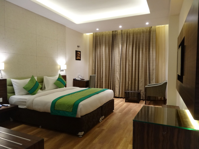 Bedroom 3, The Mystic Palms, Mathura