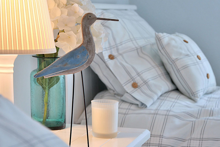Bedroom 2, Caroe Farmhouse, Cornwall