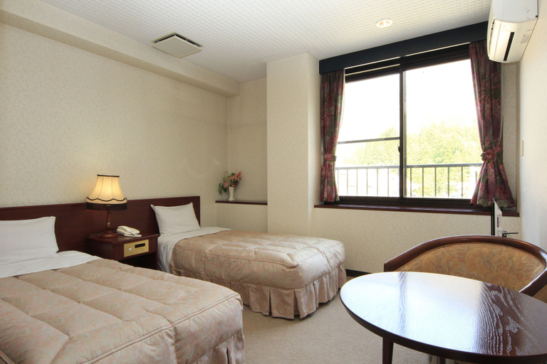 Bedroom 2, Akao-Kan, Nanto