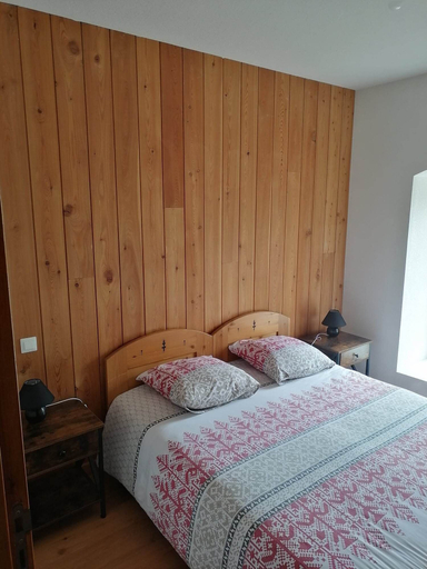 Bedroom 3, Maison de Catherine, Hautes-Alpes