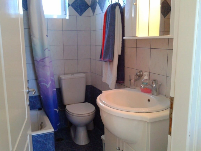 Bathroom 4, Apartments Xenios Zeus 2, Peloponnese