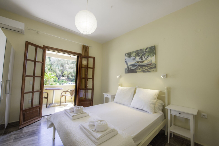 Bedroom 4, Miltiadis Apartments, Ionian Islands