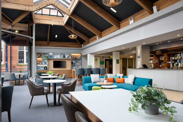 Food & Drinks 3, Holiday Inn BOLTON CENTRE by IHG, Bolton