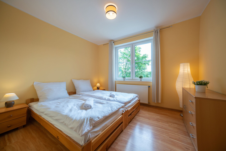 Bedroom, RentPlanet - Apartament Mickiewicza, Jelenia Góra