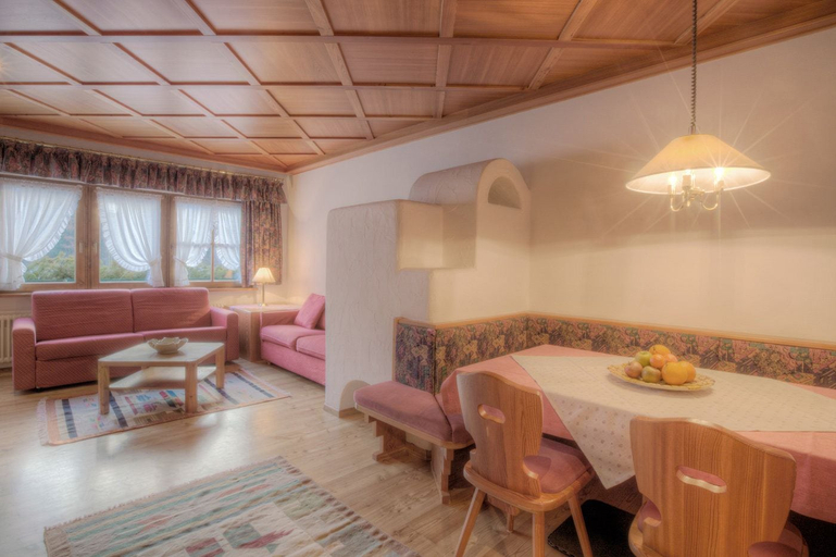 Others 5, Residence Dolomieu, Bolzano