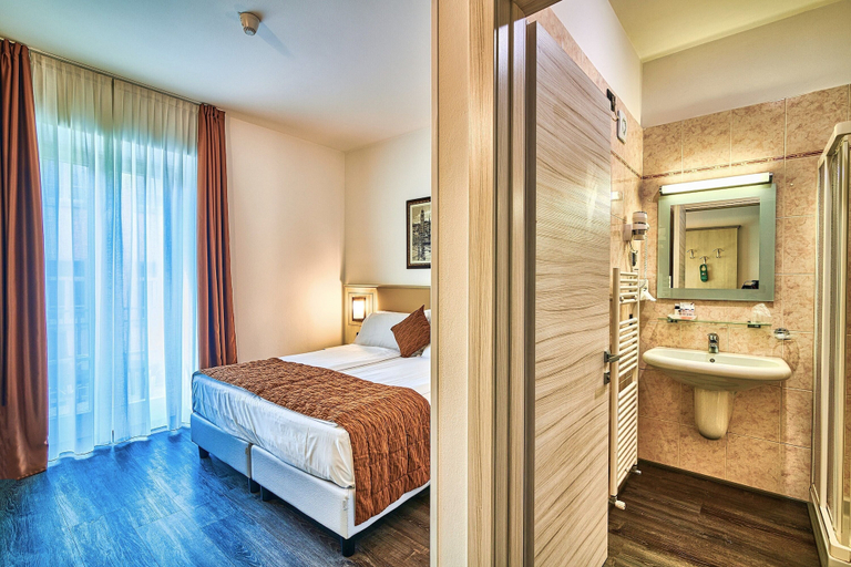 Bedroom 3, Hotel Sole Relax & Panorama, Trento