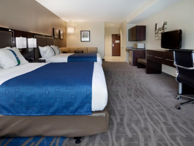 Holiday Inn Hotel & Suites Northwest San Antonio Room Type - 2 Queen Standard Comm Access Tran Shwr