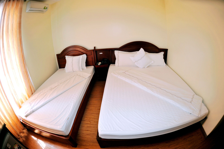 Bedroom 2, Thuan Thanh Hotel, Ninh Bình