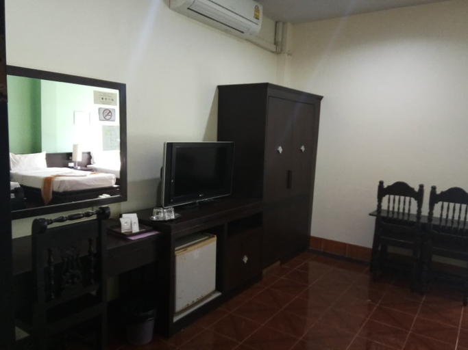 Bedroom 5, J Hotel, Mueang Krabi