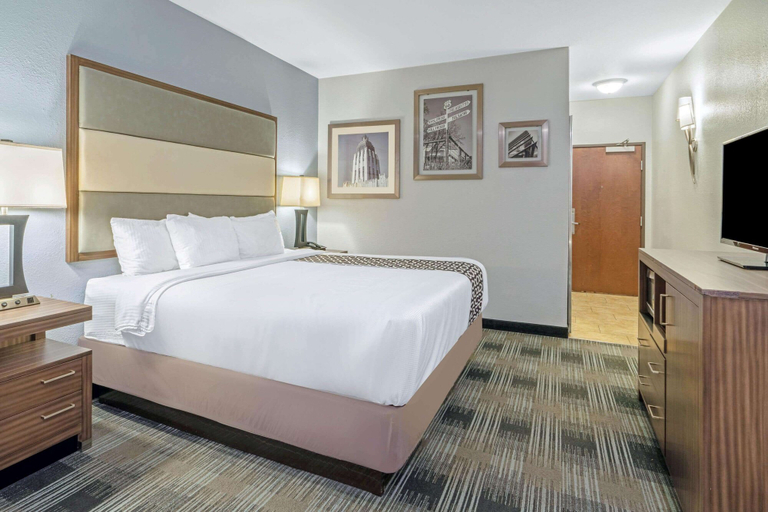 Bedroom 3, La Quinta Inn & Suites by Wyndham Guthrie, Logan