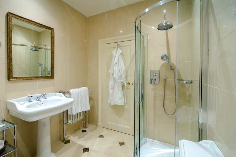 Bathroom 3, Greywalls Hotel and Chez Roux, East Lothian