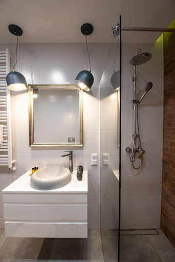 Bathroom 5, City Lights Apartments, Kraków City