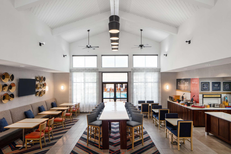 Food & Drinks 3, Hampton Inn & Suites El Paso-Airport, El Paso