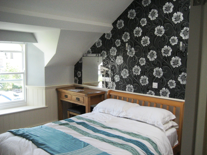 Bedroom 3, Glenholme Apartments, Pembrokeshire