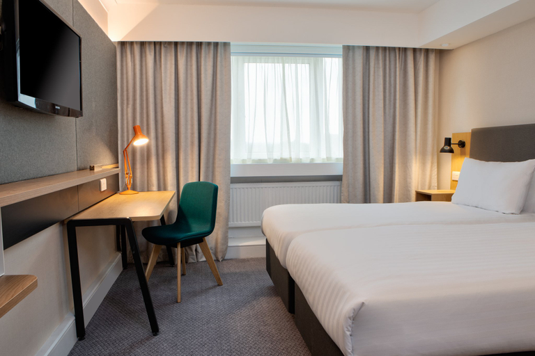 Bedroom 2, Holiday Inn BOLTON CENTRE by IHG, Bolton
