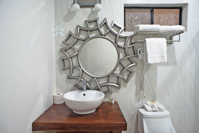 Bathroom 3