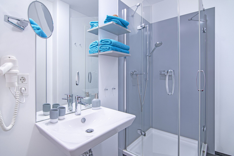 Bathroom 5, Open-Water-Resort, Bautzen