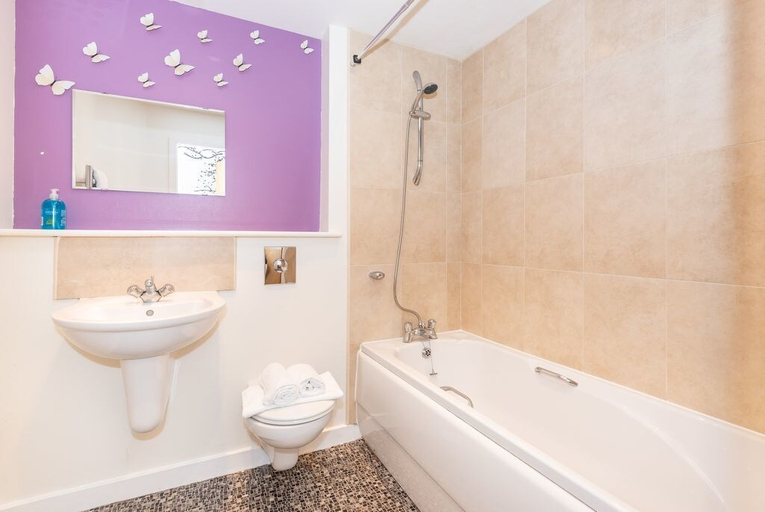 Bathroom 4, Bouverie Apartment, Leeds