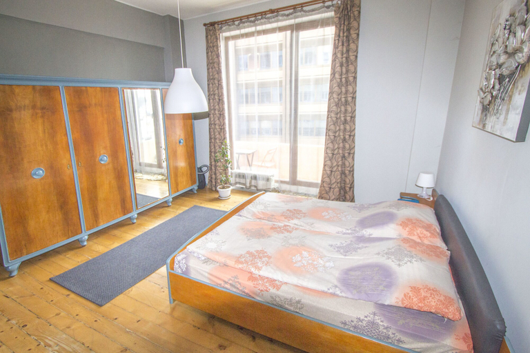 Bedroom 4, Popa Apartment, Stolichna