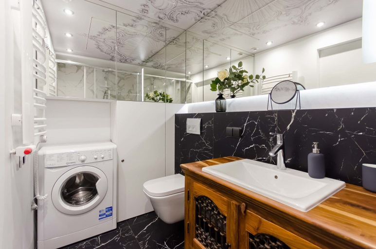 Bathroom 4, Old Town Premium Apartments, Kraków City