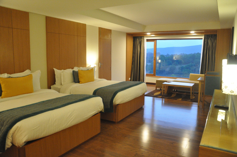 Bedroom 4, Lemon Tree Hotel, Dehradun, Dehradun
