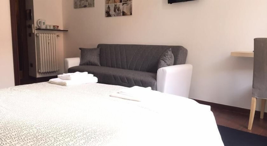 Bedroom 4, Rhome 19, Rome