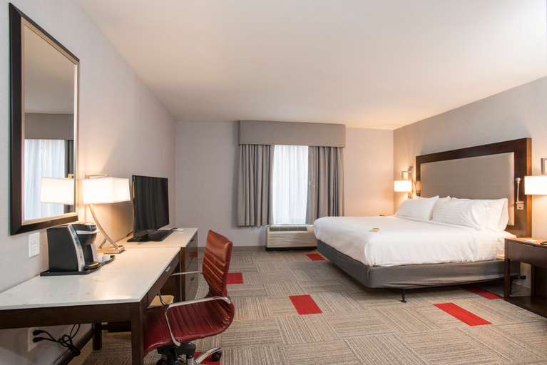 Bedroom 4, voco THE CLAIR CINCINNATI DOWNTOWN by IHG, Cincinnati