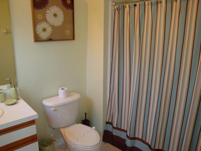 Bathroom 3, 3BR 2.5BA Home in Emerald Island Resort by CV-8479, Osceola