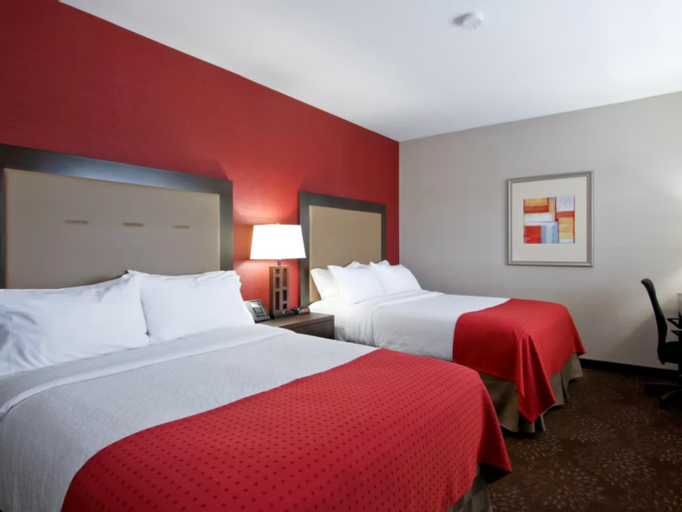 Holiday Inn & Suites ST. CATHARINES CONF CTR - Tap to explore photos