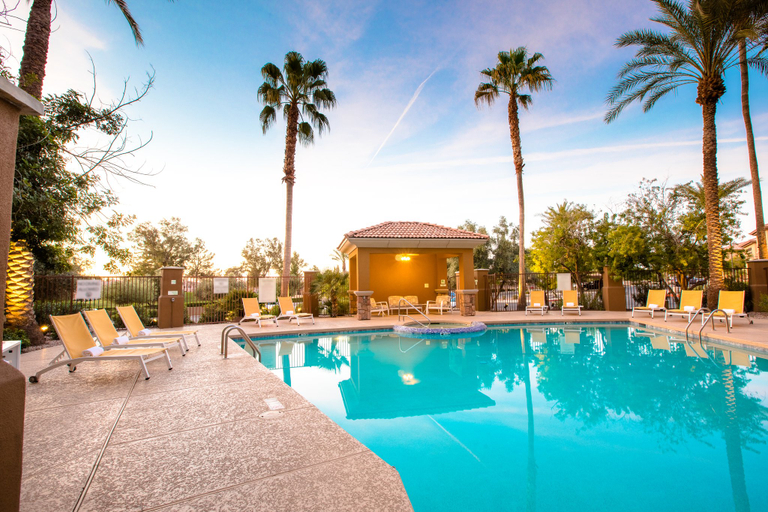 Sport & Beauty 4, Holiday Inn PHOENIX - CHANDLER by IHG, Maricopa
