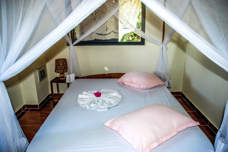 Bedroom 2, Coucher De Soleil, Diana
