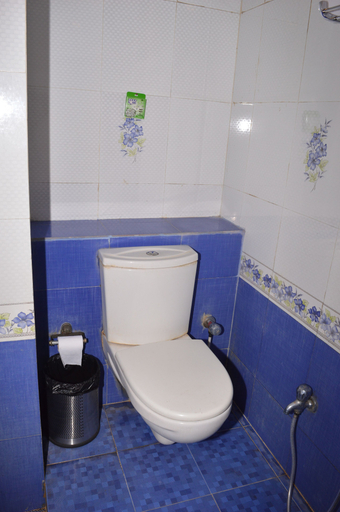 Bathroom 3, Islanderr Inn, South Andaman